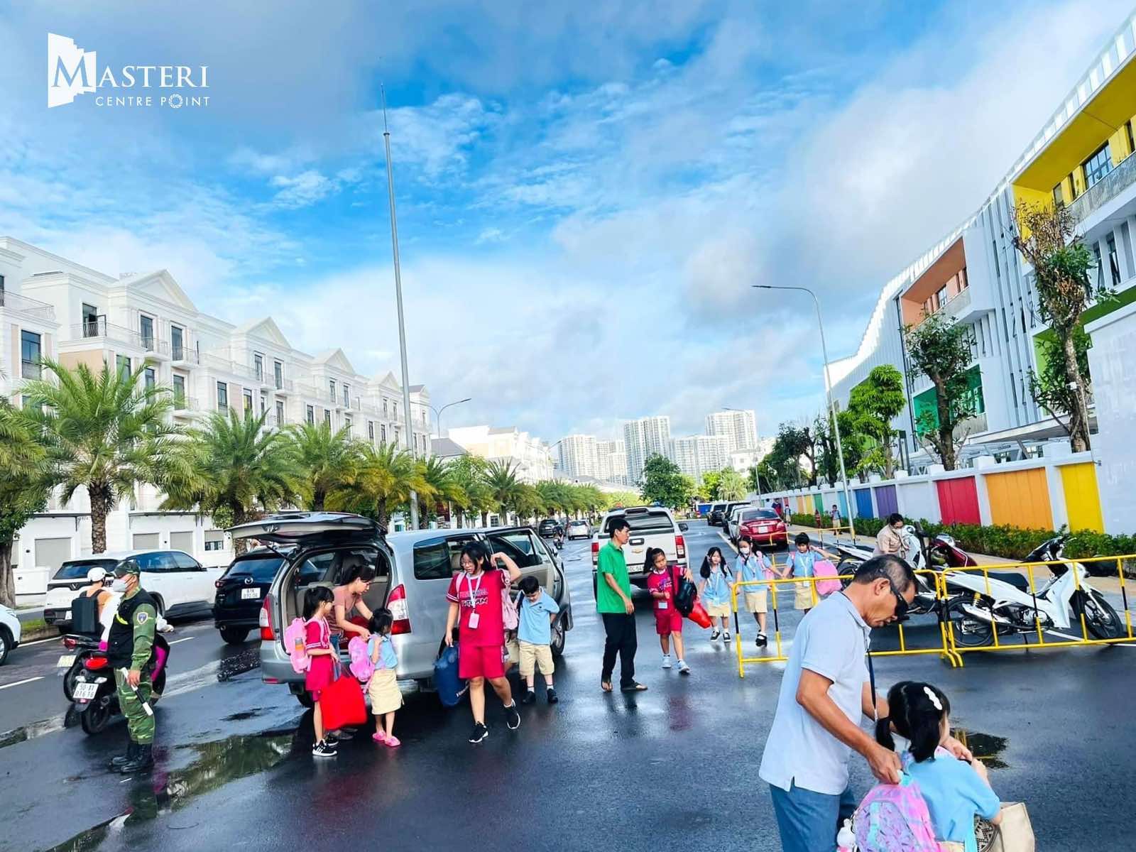 Vị trí của Masterise Center Point có thuận tiện cho con cái học hành ? 7 anh Viber 2023 09 05 13 03 32 168