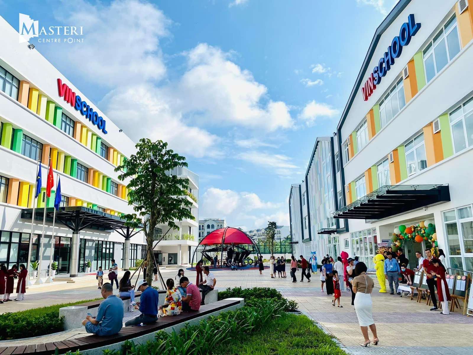 Vị trí của Masterise Center Point có thuận tiện cho con cái học hành ? 8 anh Viber 2023 09 05 13 03 33 509