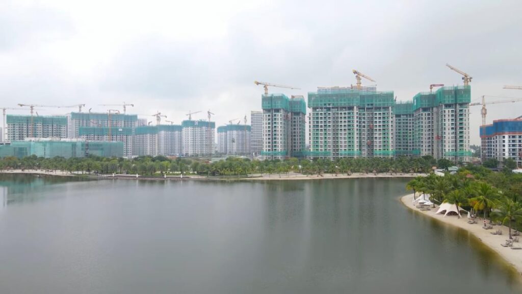 Cập nhật tiến độ The Beverly - VHGP " Mua nhà Vinhomes tặng xe Vinfast " 1 z4655945738951 9d3ca2c9dc76faa181069b2da9d78ddc