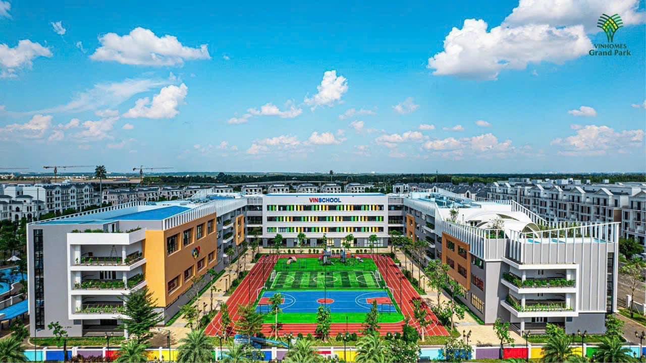 Giỏ hàng nhà phố Manhattan VHGP tháng 9/2023 tặng xe VF9 trị giá 1.5 tỷ 9 z4686398722166 9b449f4b6f3c599e10f6f9d79ad081f1