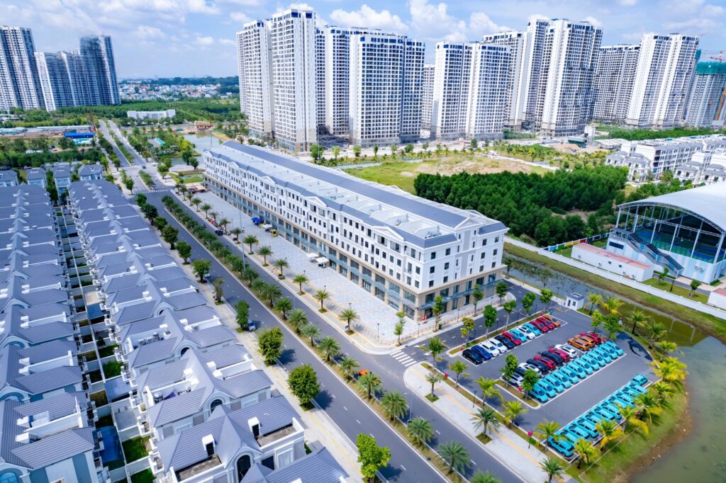 NHỮNG LÝ DO MUA SHOPHOUSE TMDV BROADWAY LỜI NGAY 40,5% 1 z4989011478116 26a43bc8c0addbc15698867c5574b170