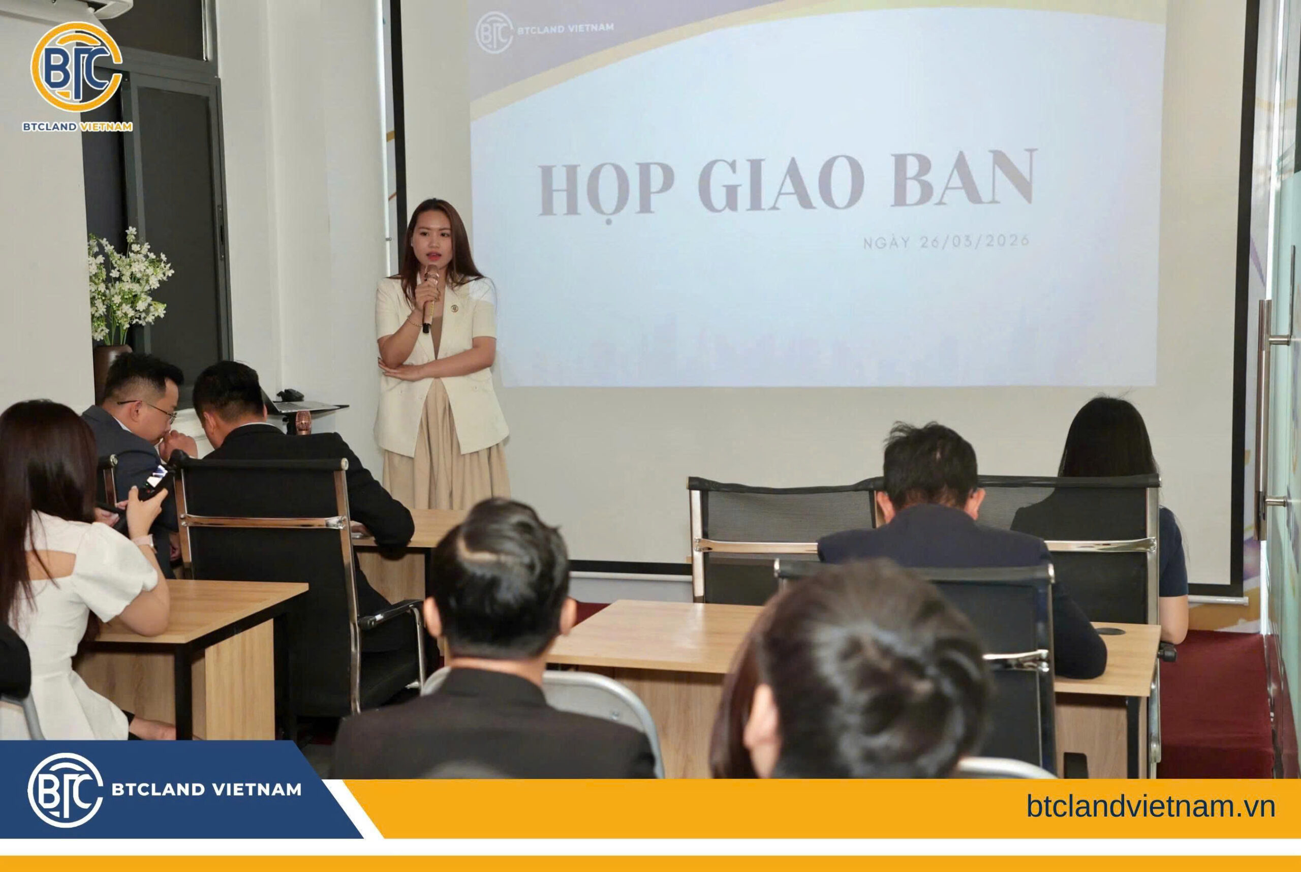 Họp Giao Ban BTC Land: Vinh Danh Chiến Binh Nổ Deal Lusso Saigon 3 b2adff95 f01e 4f47 8841 a3c5299ff9fa scaled
